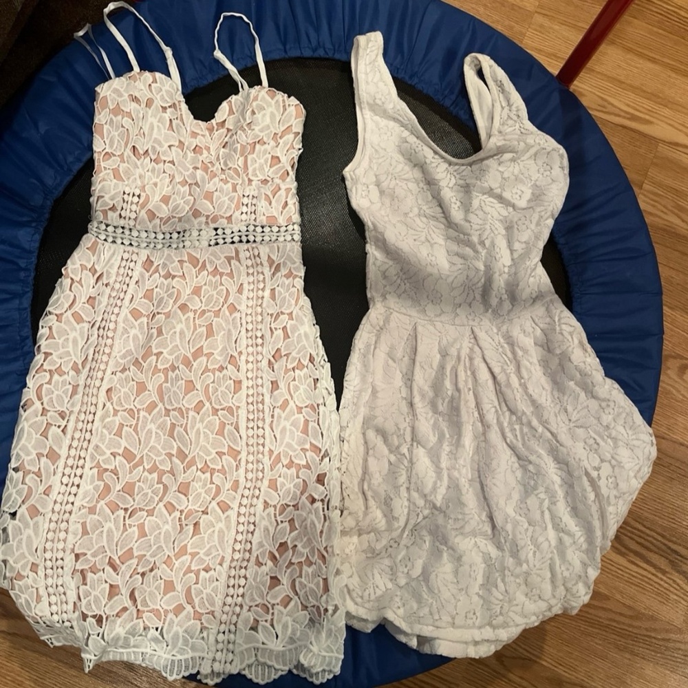 White lace Dresses